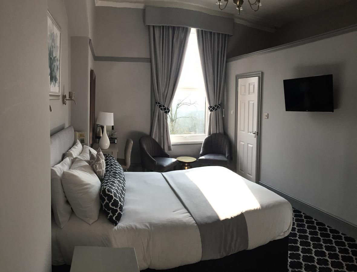 Hillcrest Hotel Lincoln Bagian luar foto